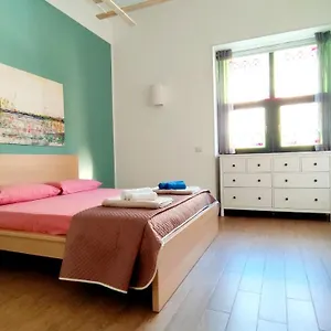 Casa San Crispino, Boccetta. Mesina