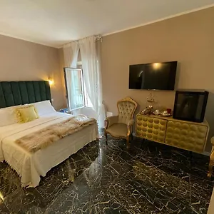 Prestige Via Romagnoli Guest house