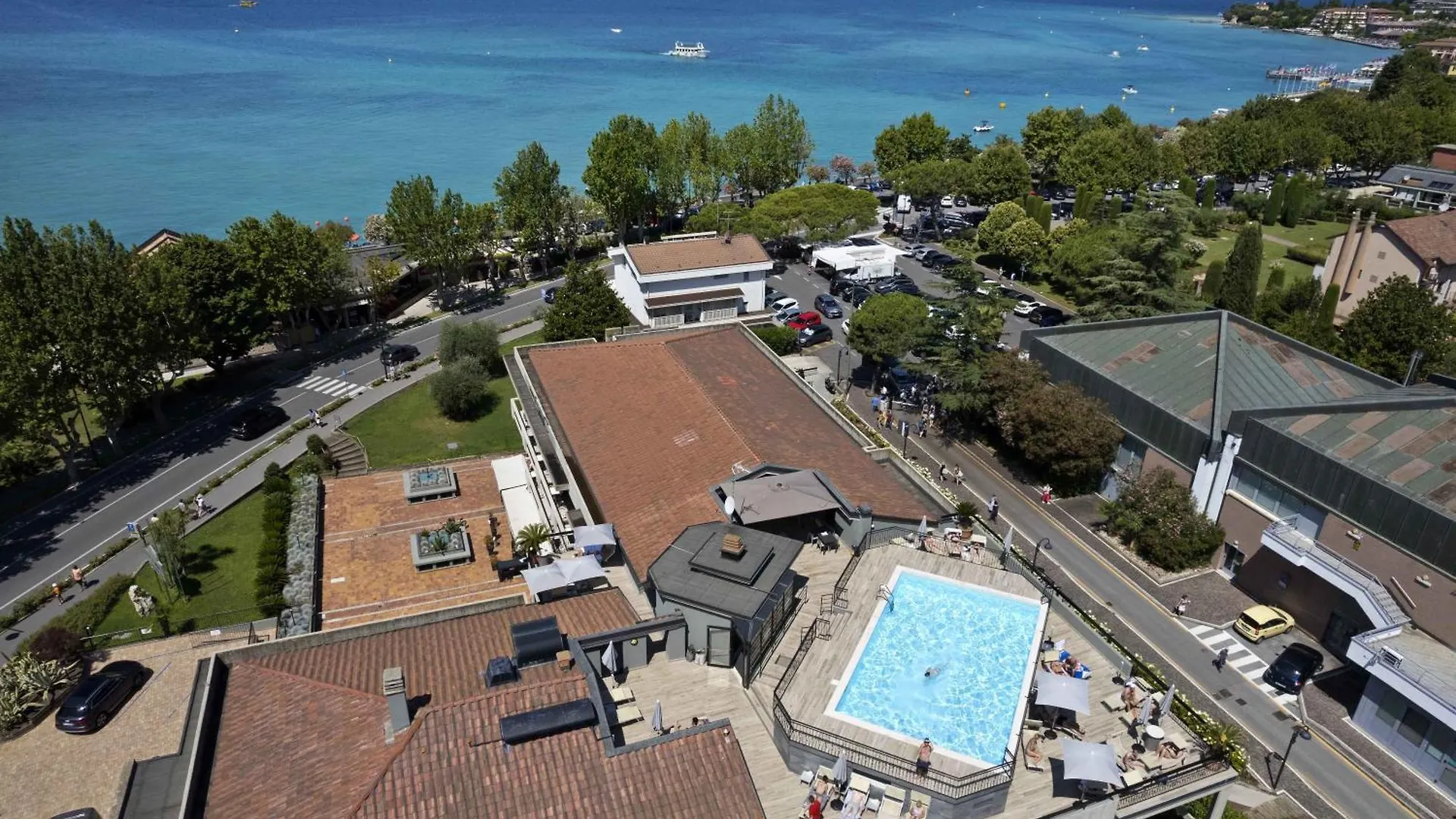 Alevic Hotel Sirmione 4*,