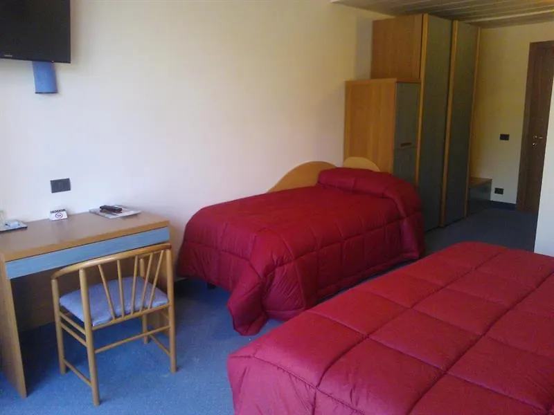 Alevic Hotel Sirmione 4*,