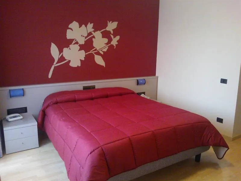 Alevic Hotel Sirmione 4*,  Italy